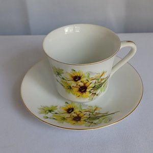 Tea cup and saucer Yellow flower pattern fine china from japan